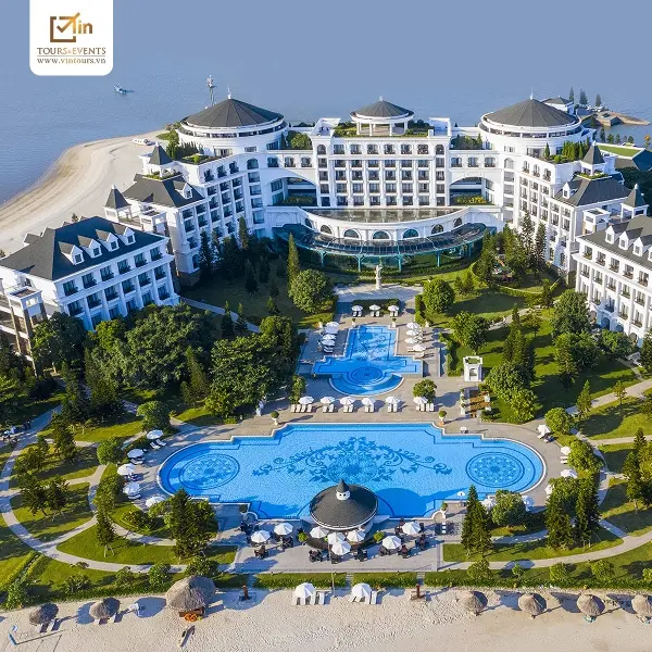 Vinpearl Resort & Spa Hạ Long là điểm đến lý tưởng cho du lịch kết hợp nghỉ dưỡng cao cấp